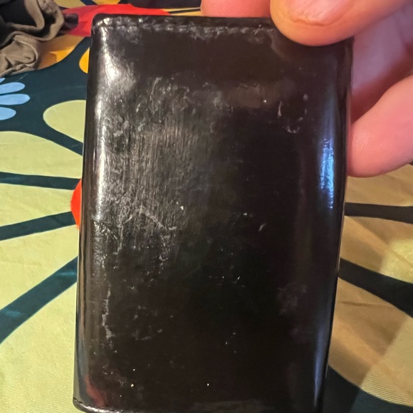 GUCCI BLACK PATENT LEATHER RING KEY HOLDER - Picture 16 of 16